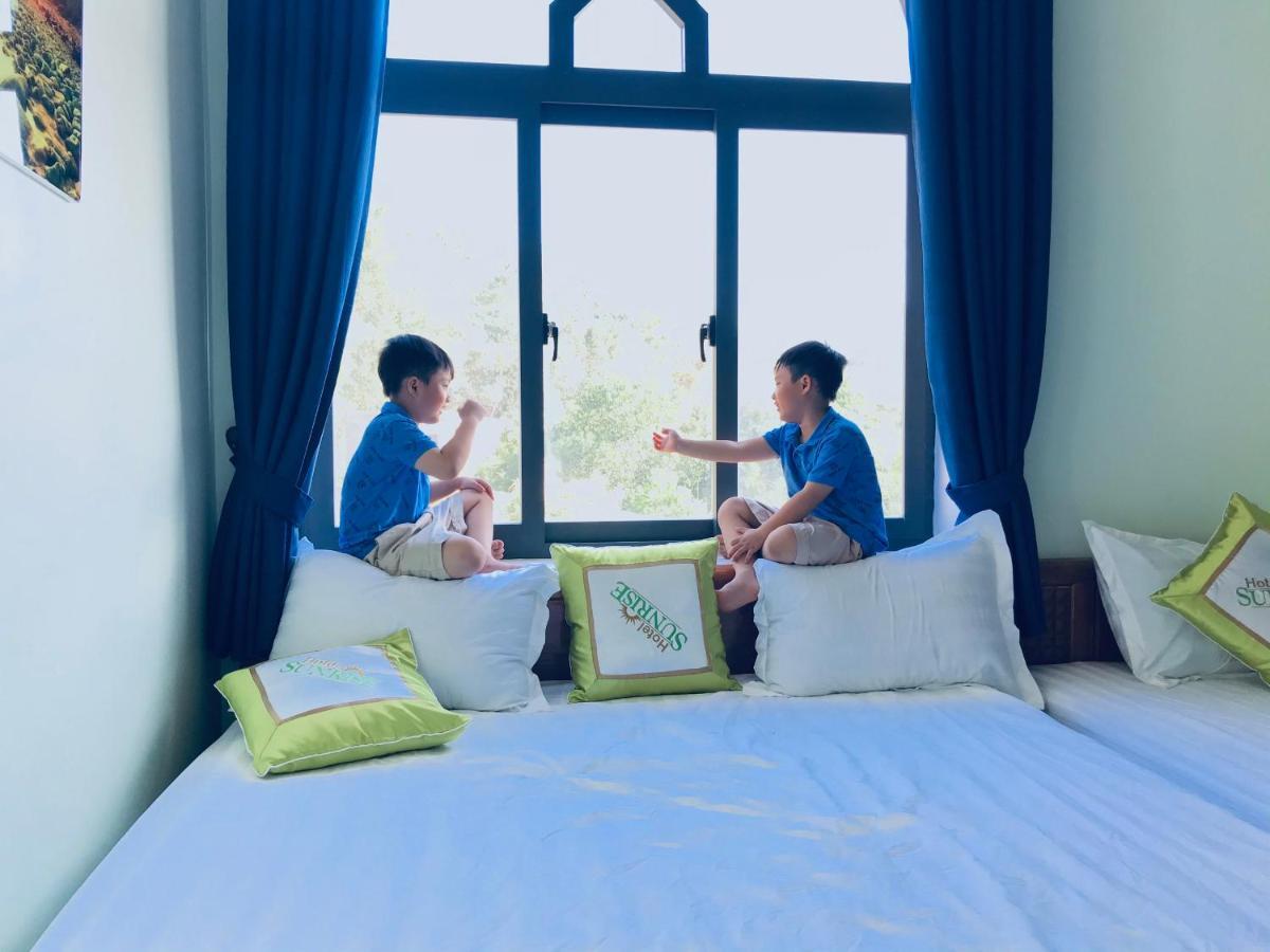 Chi Khu Co Ong Sunrise Hotel المظهر الخارجي الصورة